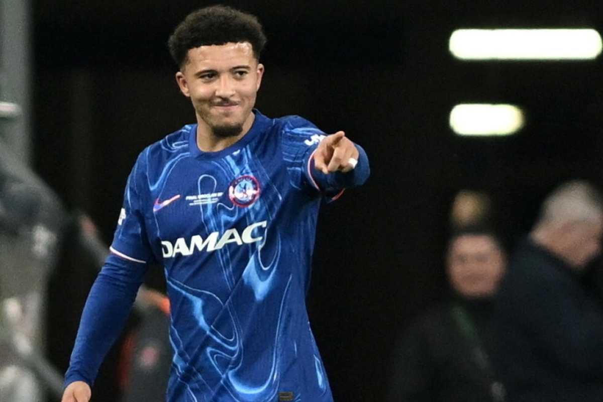 Jadon Sancho esulta dopo un gol