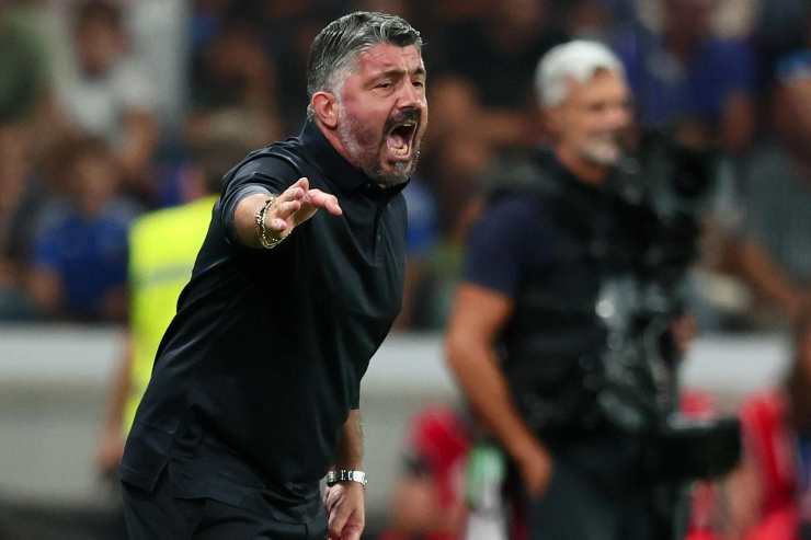 Gennaro Gattuso dà indicazioni dalla panchina