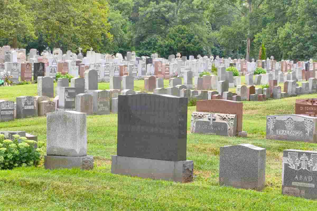 Immagini di un Cimitero