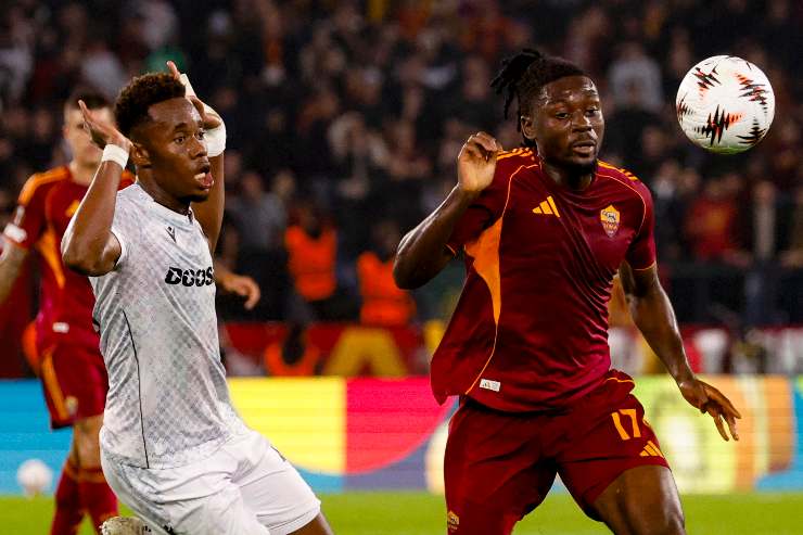 Manu Koné in azione in Europa League