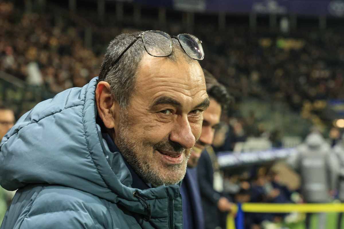 Maurizio Sarri sorride
