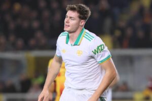 Evan Ferguson in azione contro la Roma