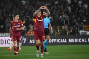 Gianluca Mancini esulta dopo il gol