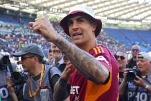 Gianluca Mancini festeggia