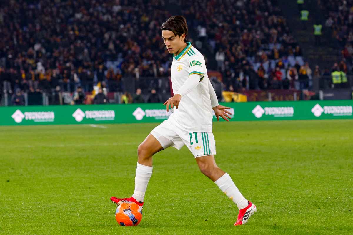 Paulo Dybala in azione