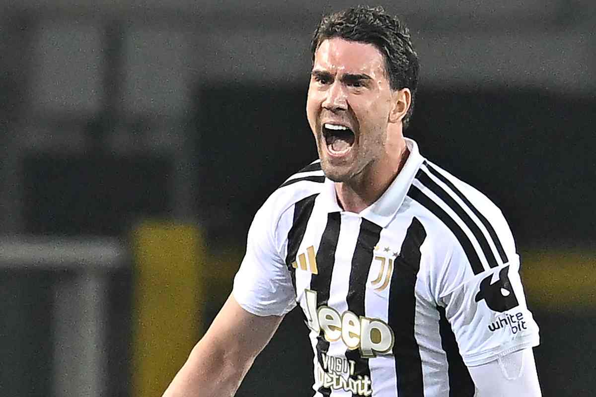 Dusan Vlahovic esulta