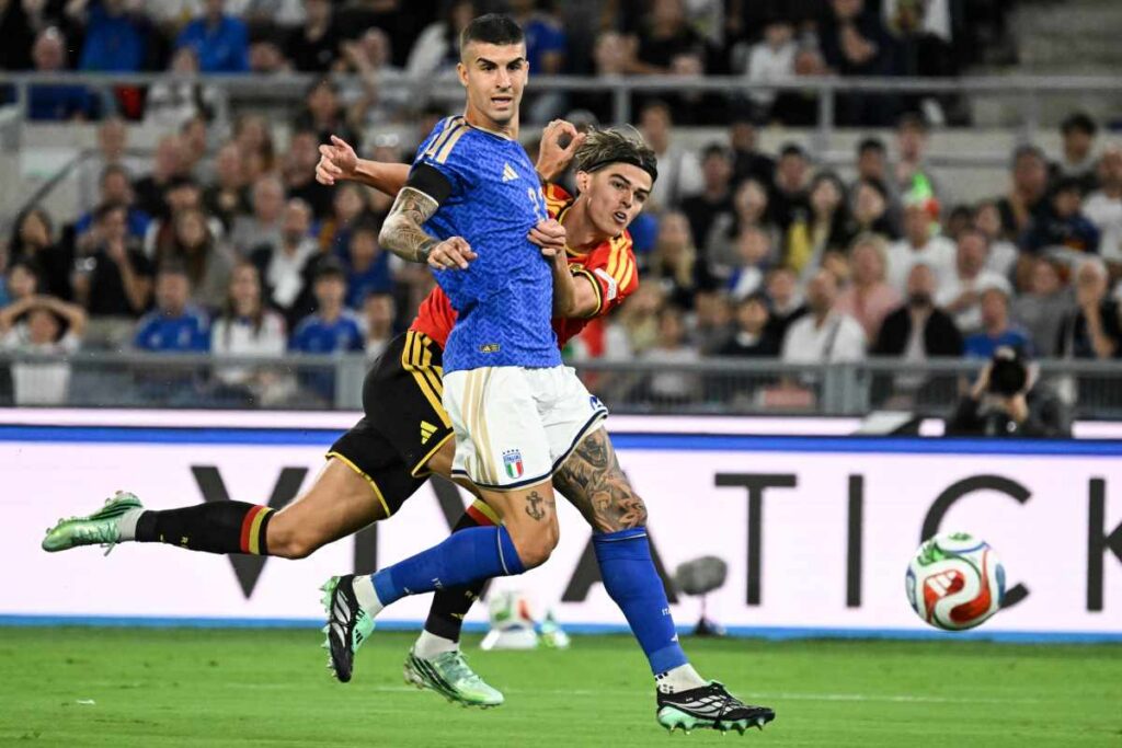 Gianluca Mancini con la maglia dell'Italia