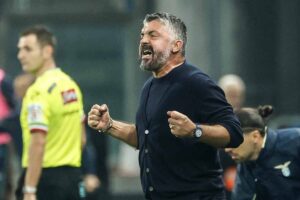 Gennaro Gattuso urla in panchina
